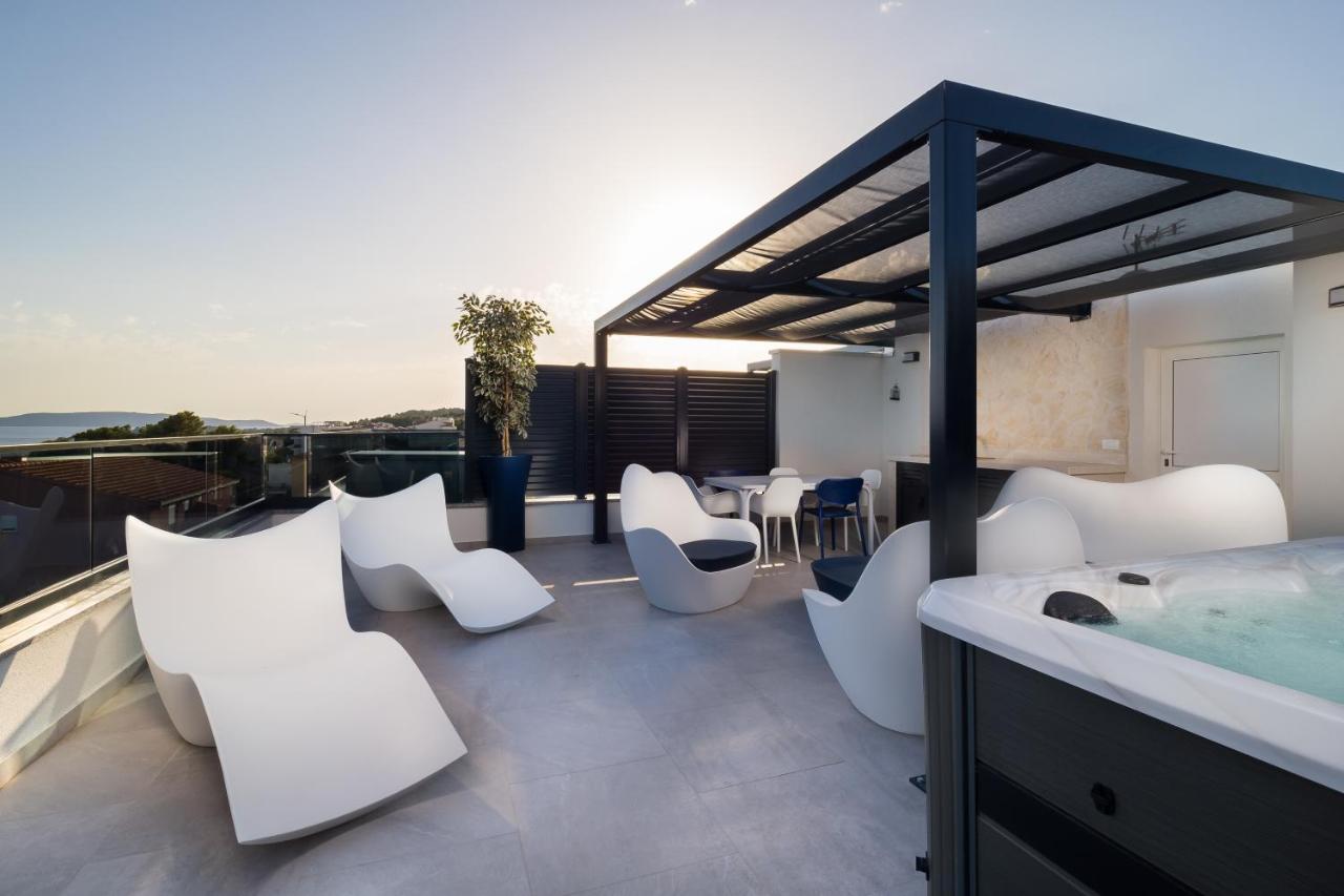 Luxury Apartment- Balcony- Private Rooftop And Jacuzzi- Common Pool Трогір Екстер'єр фото