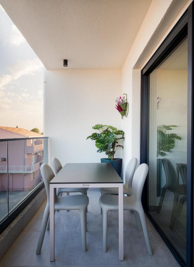 Luxury Apartment- Balcony- Private Rooftop And Jacuzzi- Common Pool Трогір Екстер'єр фото